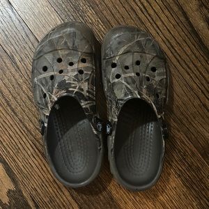 Crocs - camo
